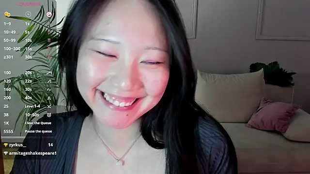 Inari Okami  online show from March 19, 2025, 10:09 pm