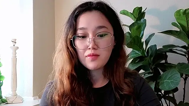 Jennatyan online show from July 29, 2026, 5:39 am