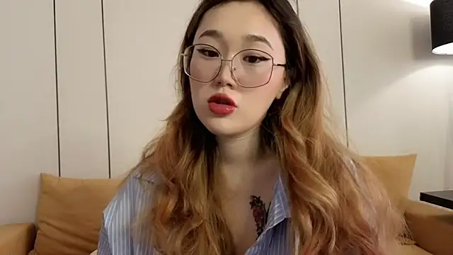 Snapshot of Jennatyan chatting on March 21, 2026, 5:19 am Jennatyan online show from March 21, 2026, 5:19 am