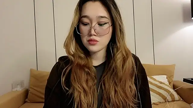 Snapshot of Jennatyan chatting on March 12, 2026, 6:28 am Jennatyan online show from March 12, 2026, 6:28 am