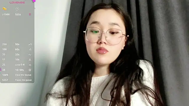 Jennatyan online show from March 21, 2025, 5:23 pm