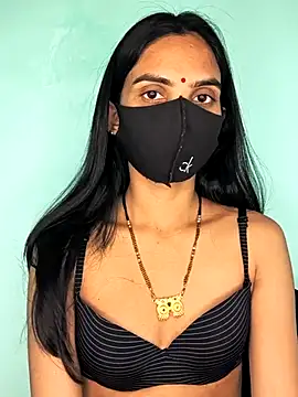 cute simmy0 online show from April 5, 2026, 8:15 pm