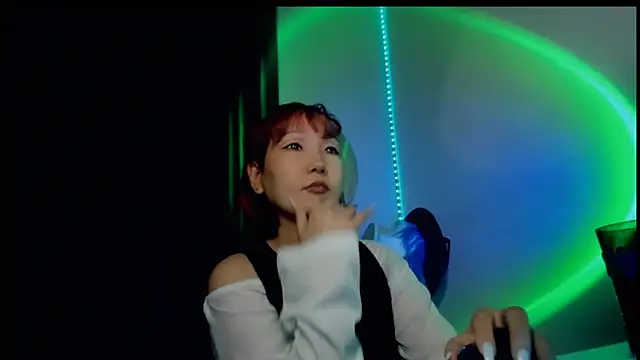 himeros goddess online show from October 12, 2025, 4:36 am