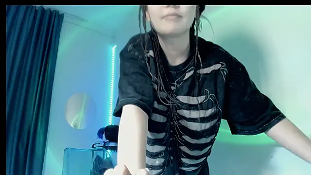 himeros goddess online show from February 8, 2025, 11:34 pm