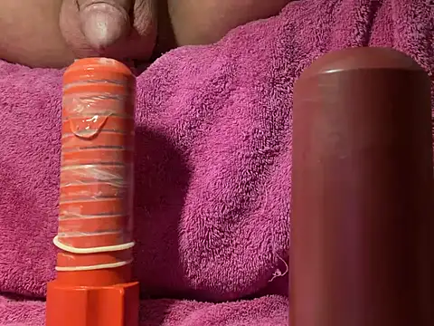 Snapshot of mesetti chatting on July 4, 2026, 10:58 pm mesetti online show from July 4, 2026, 10:58 pm