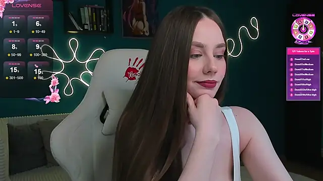 katie taylorr online show from August 3, 2026, 11:09 pm