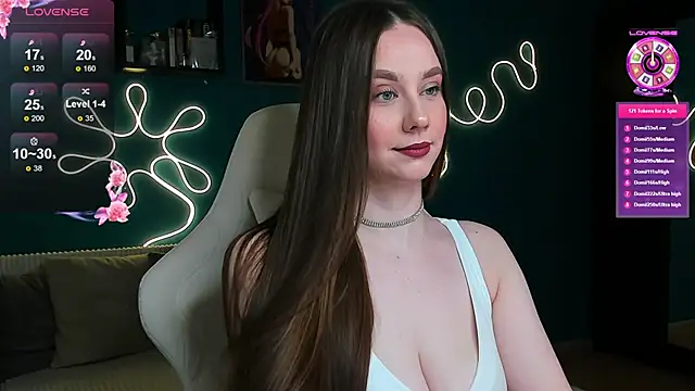 katie taylorr online show from November 18, 2025, 10:34 pm