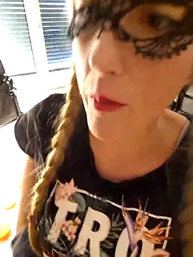 Hexe12346 online show from November 15, 2025, 12:31 pm