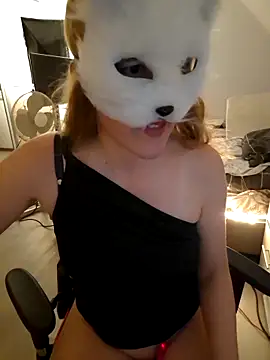 Hexe12346 online show from February 24, 2026, 6:42 pm