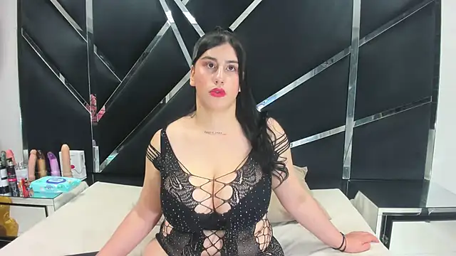 Criistaal  online show from March 3, 2026, 4:30 am