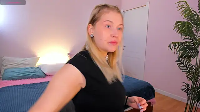 Colleen Blake online show from May 7, 2026, 5:05 pm