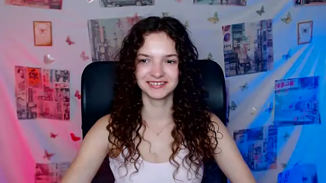  SusieSu  online show from June 11, 2026, 6:21 am