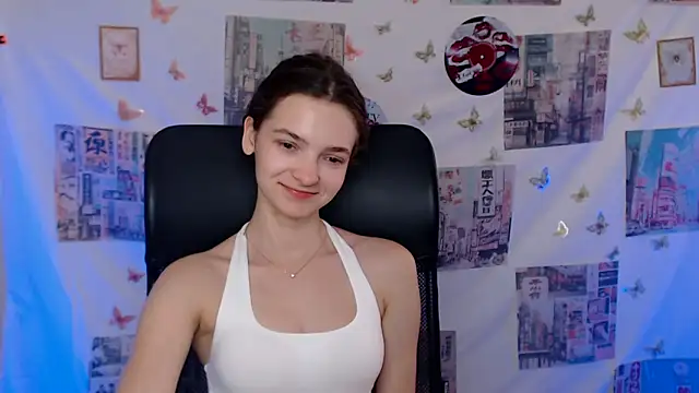  SusieSu  online show from May 4, 2026, 12:19 pm