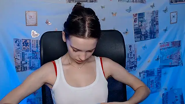  SusieSu  online show from June 22, 2026, 6:21 am