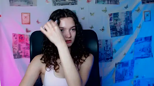  SusieSu  online show from June 19, 2026, 4:40 am