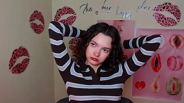  SusieSu  online show from February 8, 2026, 7:17 am