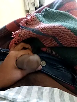 alixezara online show from January 6, 2026, 1:48 pm