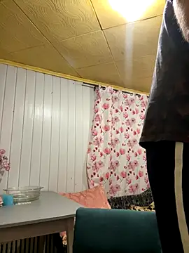 Rowing199456 online show from November 11, 2025, 11:09 pm