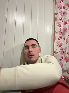 Snapshot of Rowing199456 chatting on February 25, 2026, 9:25 pm Rowing199456 online show from February 25, 2026, 9:25 pm