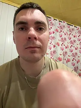 Snapshot of Rowing199456 chatting on March 8, 2026, 11:41 pm Rowing199456 online show from March 8, 2026, 11:41 pm