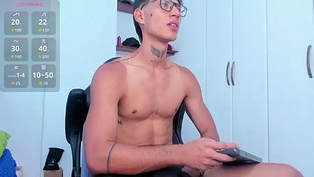 Jonryder  online show from September 13, 2025, 1:22 pm