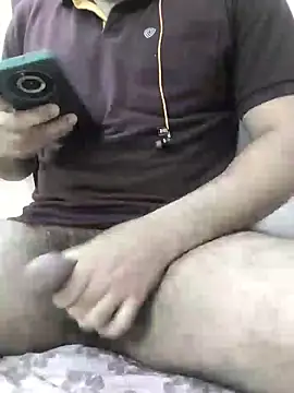 Snapshot of PatelBond chatting on February 16, 2025, 11:06 pm PatelBond online show from February 16, 2025, 11:06 pm