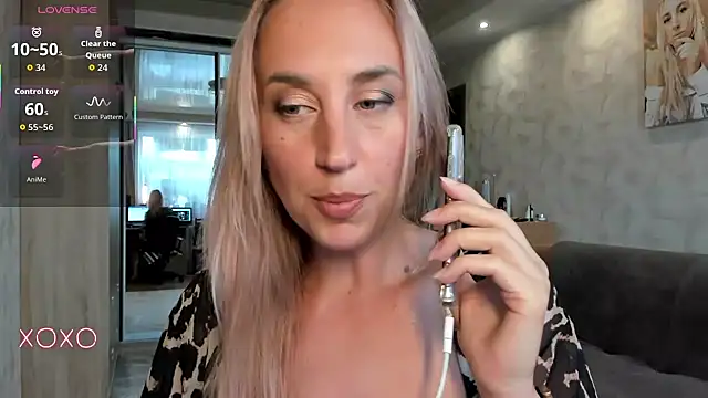 lady Nati online show from September 10, 2025, 12:15 pm