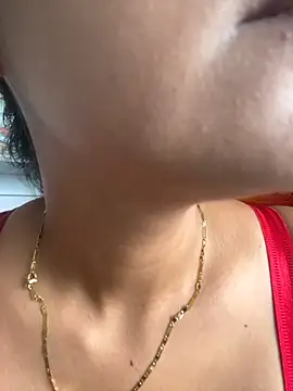 Sara-77 online show from November 17, 2025, 5:17 pm