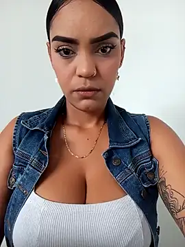 Sara-77 online show from October 9, 2025, 3:01 pm