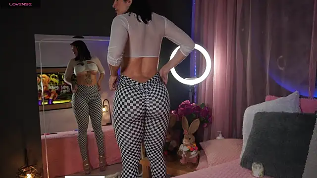 Skyler ferrer online show from January 11, 2026, 2:13 pm