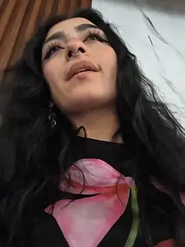 Snapshot of Lila_Desiree chatting on June 17, 2026, 3:22 pm Lila Desiree online show from June 17, 2026, 3:22 pm