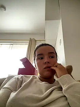 Snapshot of maisiesmithx chatting on October 8, 2025, 11:01 am maisiesmithx online show from October 8, 2025, 11:01 am