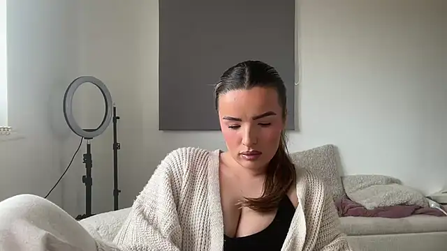 Snapshot of maisiesmithx chatting on March 13, 2026, 2:44 pm maisiesmithx online show from March 13, 2026, 2:44 pm