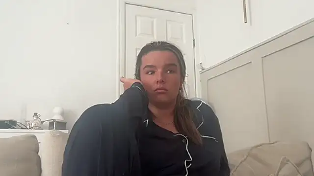 Snapshot of maisiesmithx chatting on September 29, 2025, 11:38 am maisiesmithx online show from September 29, 2025, 11:38 am