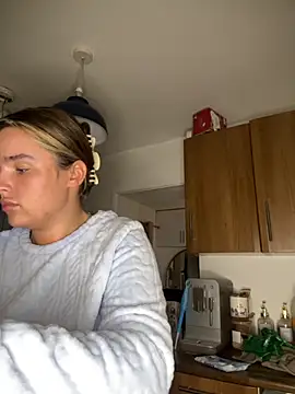 Snapshot of maisiesmithx chatting on October 1, 2025, 10:35 pm maisiesmithx online show from October 1, 2025, 10:35 pm