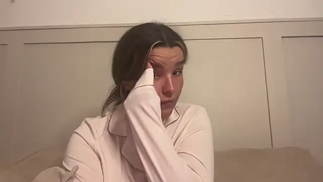 Snapshot of maisiesmithx chatting on October 4, 2025, 12:01 am maisiesmithx online show from October 4, 2025, 12:01 am