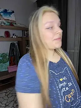 Snapshot of angel_stella chatting on January 7, 2025, 1:49 am angel stella online show from January 7, 2025, 1:49 am