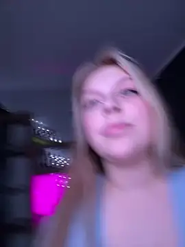 Snapshot of angel_stella chatting on December 28, 2024, 10:13 pm angel stella online show from December 28, 2024, 10:13 pm