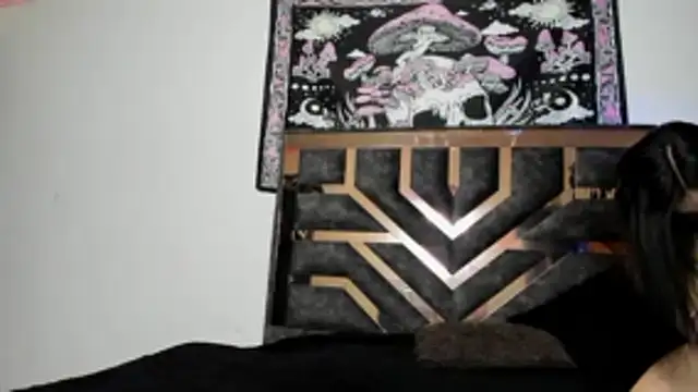 little cataleya online show from October 14, 2025, 11:04 pm