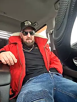 Beardedtattood online show from December 3, 2025, 2:49 pm