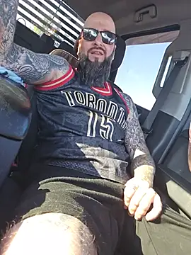Snapshot of Beardedtattood chatting on June 29, 2026, 11:54 am Beardedtattood online show from June 29, 2026, 11:54 am