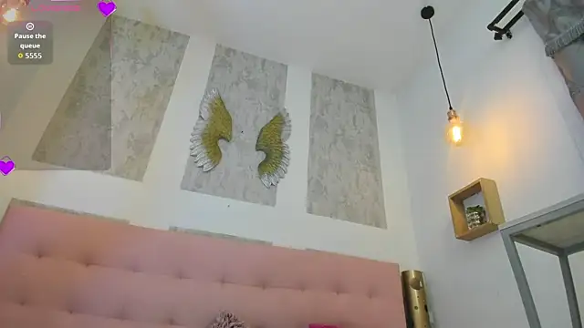 zhamira 21 online show from September 10, 2025, 9:03 pm