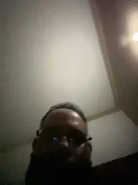 pintao6996 online show from February 11, 2026, 3:17 am