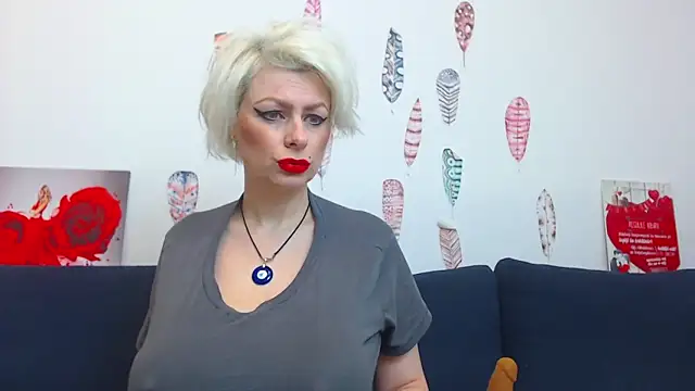 ForeverBarbie  online show from March 15, 2026, 12:06 am