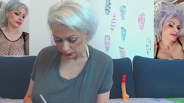 ForeverBarbie  online show from May 24, 2026, 3:28 am