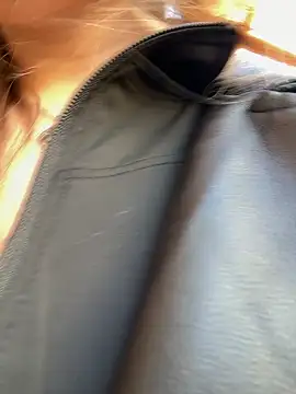 mur girl online show from September 28, 2025, 10:11 am