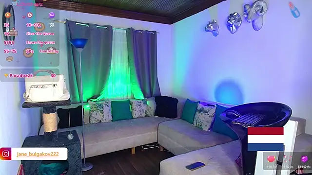 samara veguz222 online show from September 11, 2025, 5:18 am