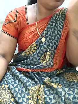 Snapshot of MaaliiiPonuTamil chatting on June 9, 2026, 12:33 am MaaliiiPonuTamil online show from June 9, 2026, 12:33 am