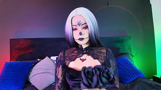 Aylen darkmoor online show from May 8, 2026, 7:50 pm