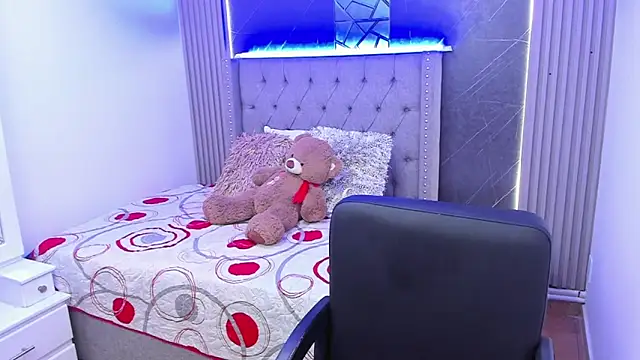 Susieeve online show from February 21, 2025, 10:37 pm